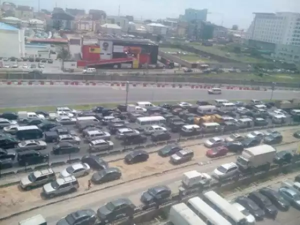 Photos: See The Traffic Situation In Lagos As VP Osinbajo Visits Today